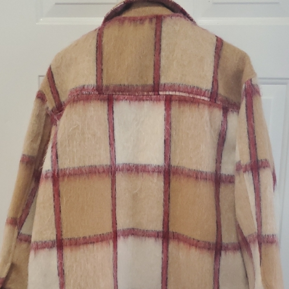 Wonderly  Shacket Tan/ Red Plaid   NWT Large - Picture 9 of 9